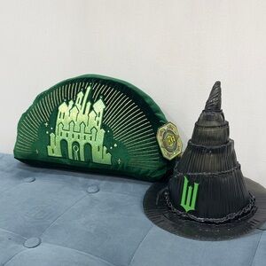 Green and Black Kids Wizard Hat Set